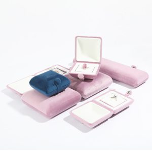 Velvet Jewelry Display, Custom Color, Custom Logo - Wholesale