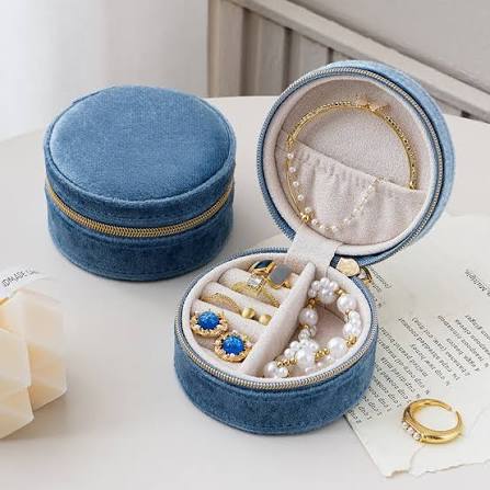 Velvet Jewelry box